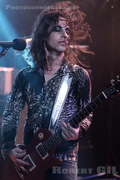WHITE HILLS - 2013-10-15 - PARIS - Divan du Monde - 